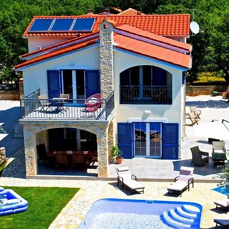Blue Brajda With Pool *