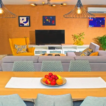 Guest house Blue Brajda With Pool