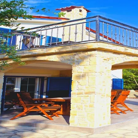 Guest house Blue Brajda With Pool