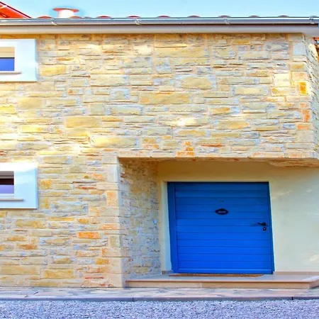 Guest house Blue Brajda With Pool *